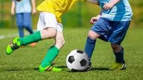 江一燕携幼女亮相，传闻介入富豪婚姻成焦点